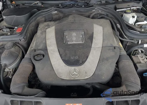 2009 Mercedes-Benz C 300 Luxury 4Matic/Sport 4Matic z USA, uszkodzony, nr VIN WDDGF81X59R079865